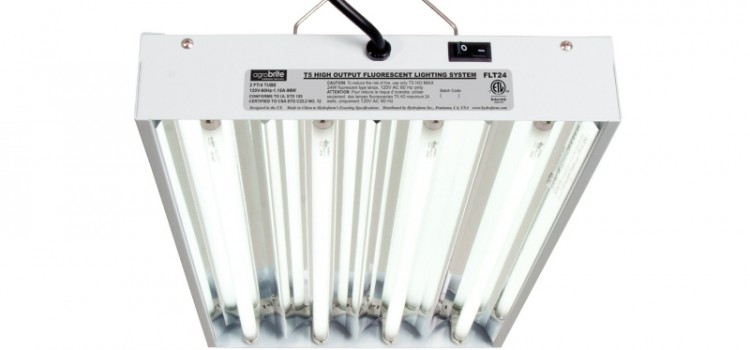 This Agrobrite T5 HO fixture has high lumen output and low watt consumption so you can have a lamp that offers high performance and flexibility.